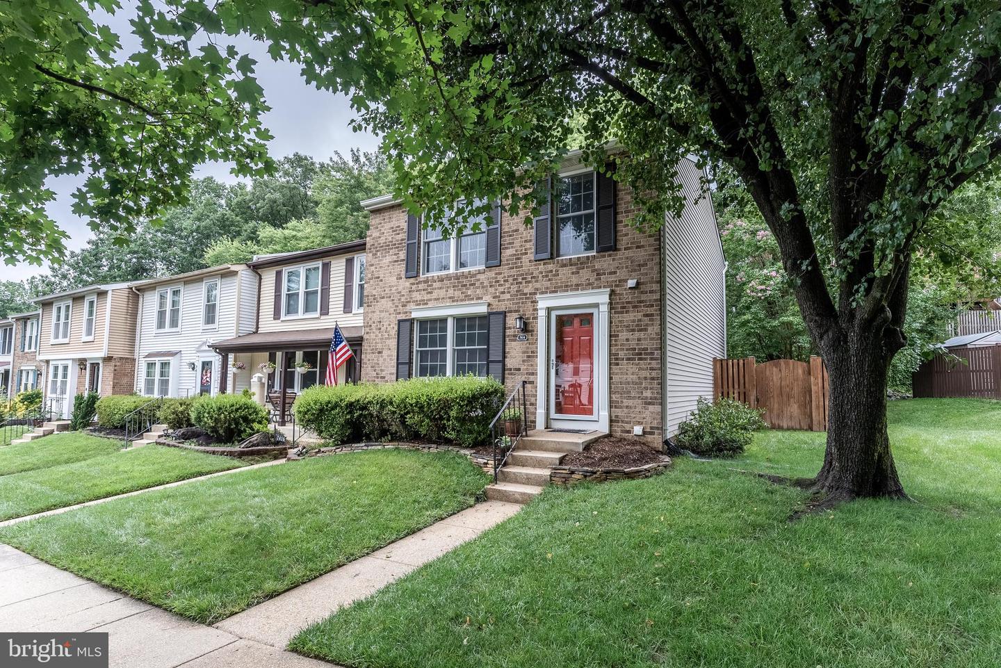 7414 GOLDEN HORSESHOE CT, SPRINGFIELD, Virginia 22153, 3 Bedrooms Bedrooms, ,2 BathroomsBathrooms,Residential,For sale,7414 GOLDEN HORSESHOE CT,VAFX2242244 MLS # VAFX2242244