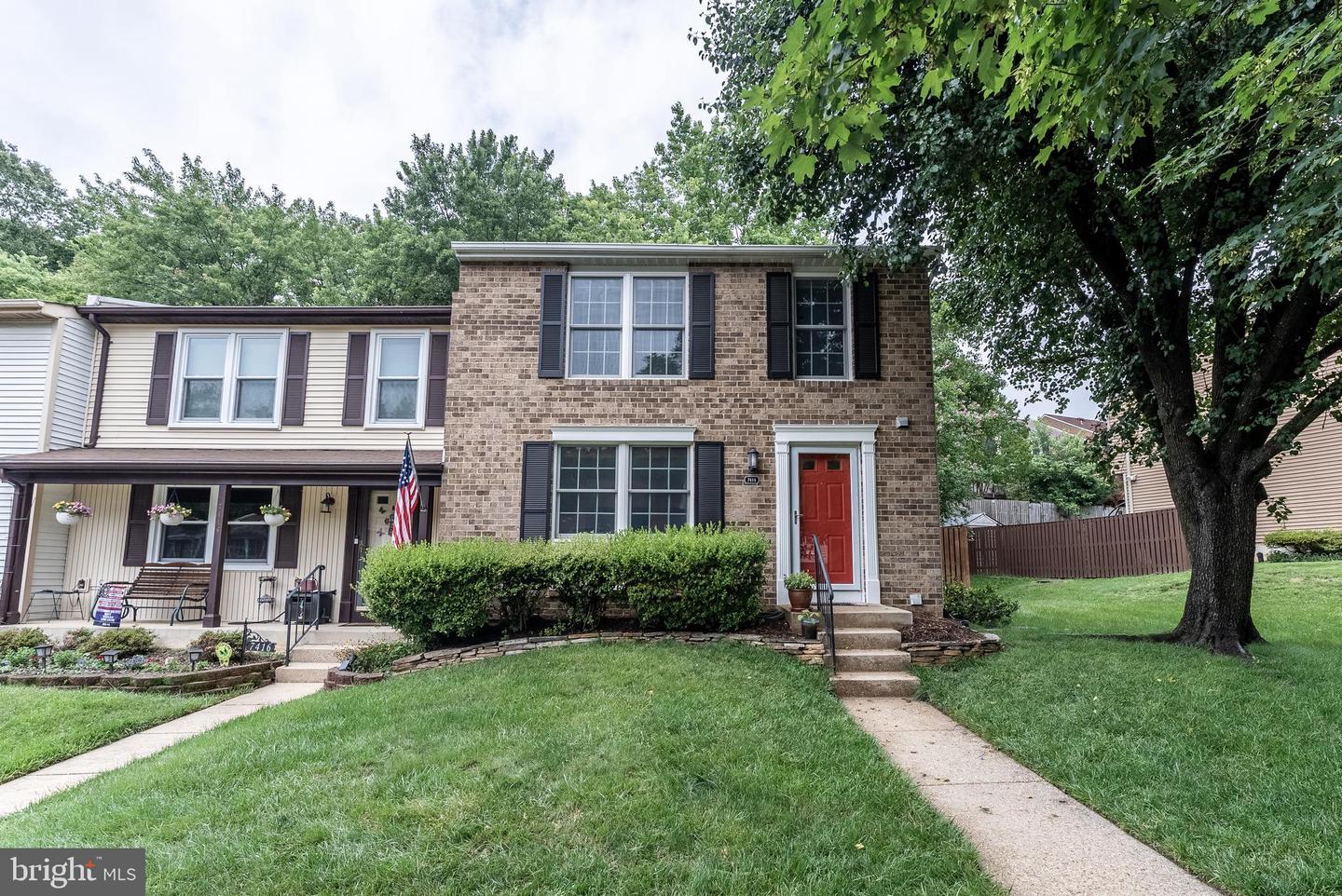 7414 GOLDEN HORSESHOE CT, SPRINGFIELD, Virginia 22153, 3 Bedrooms Bedrooms, ,2 BathroomsBathrooms,Residential,For sale,7414 GOLDEN HORSESHOE CT,VAFX2242244 MLS # VAFX2242244