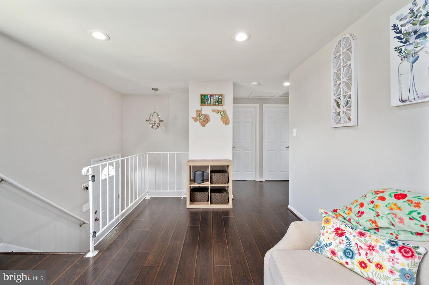 13713 MAYFAIR CT, WOODBRIDGE, Virginia 22193, 3 Bedrooms Bedrooms, ,2 BathroomsBathrooms,Residential,For sale,13713 MAYFAIR CT,VAPW2095202 MLS # VAPW2095202