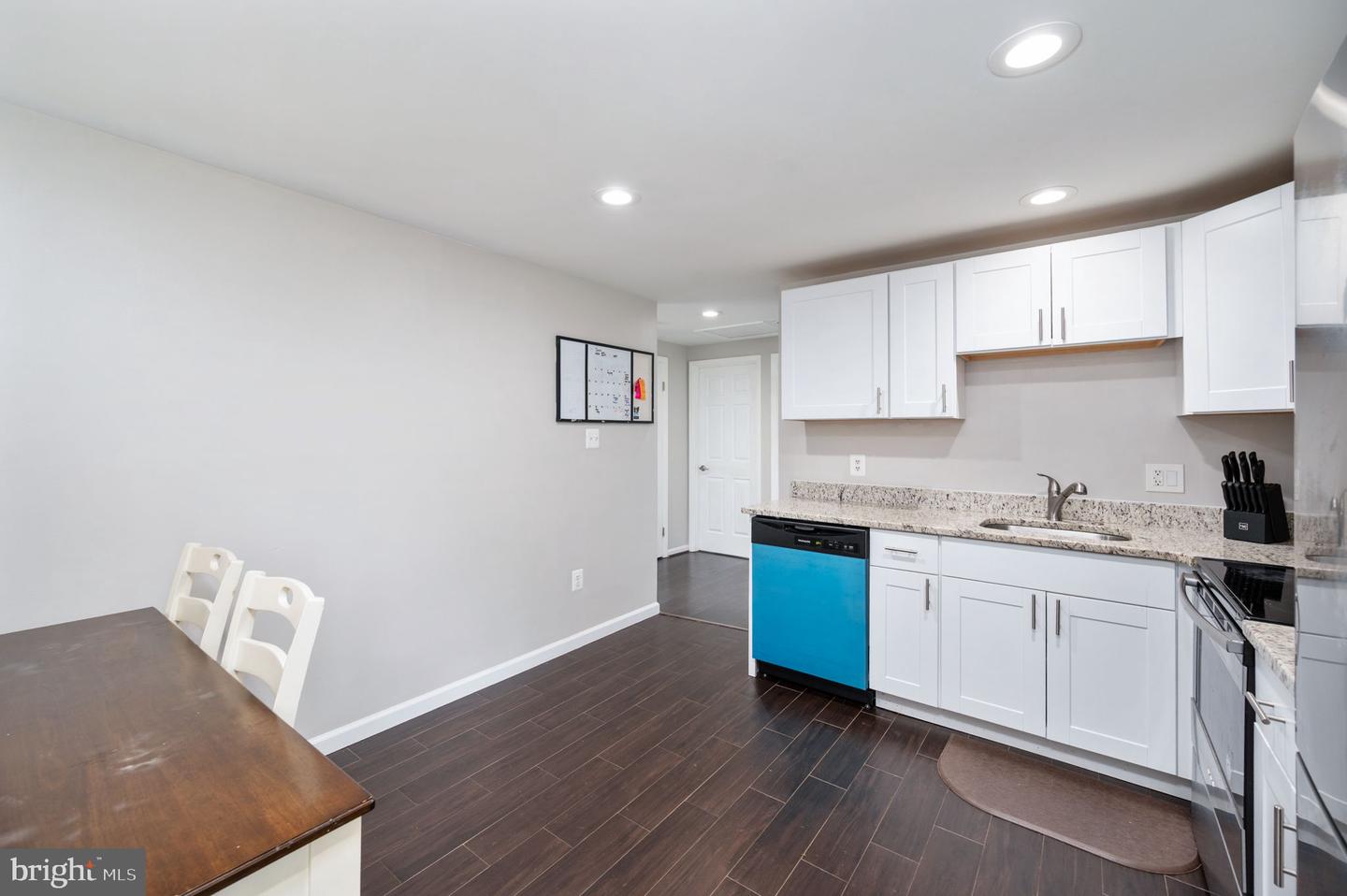 13713 MAYFAIR CT, WOODBRIDGE, Virginia 22193, 3 Bedrooms Bedrooms, ,2 BathroomsBathrooms,Residential,For sale,13713 MAYFAIR CT,VAPW2095202 MLS # VAPW2095202