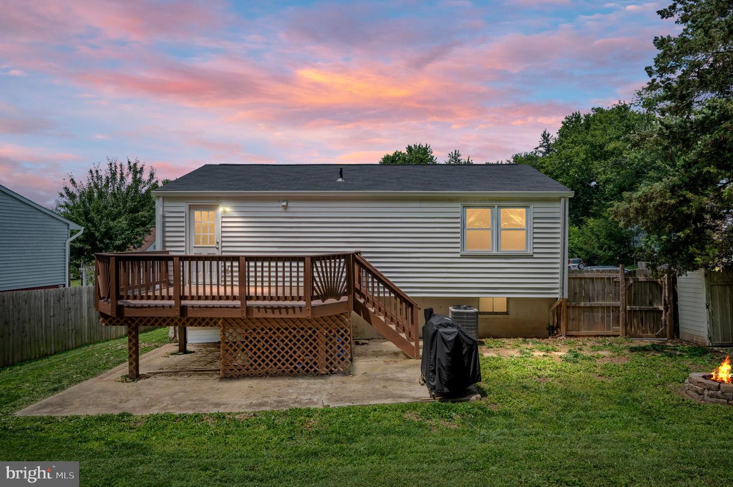 13713 MAYFAIR CT, WOODBRIDGE, Virginia 22193, 3 Bedrooms Bedrooms, ,2 BathroomsBathrooms,Residential,For sale,13713 MAYFAIR CT,VAPW2095202 MLS # VAPW2095202