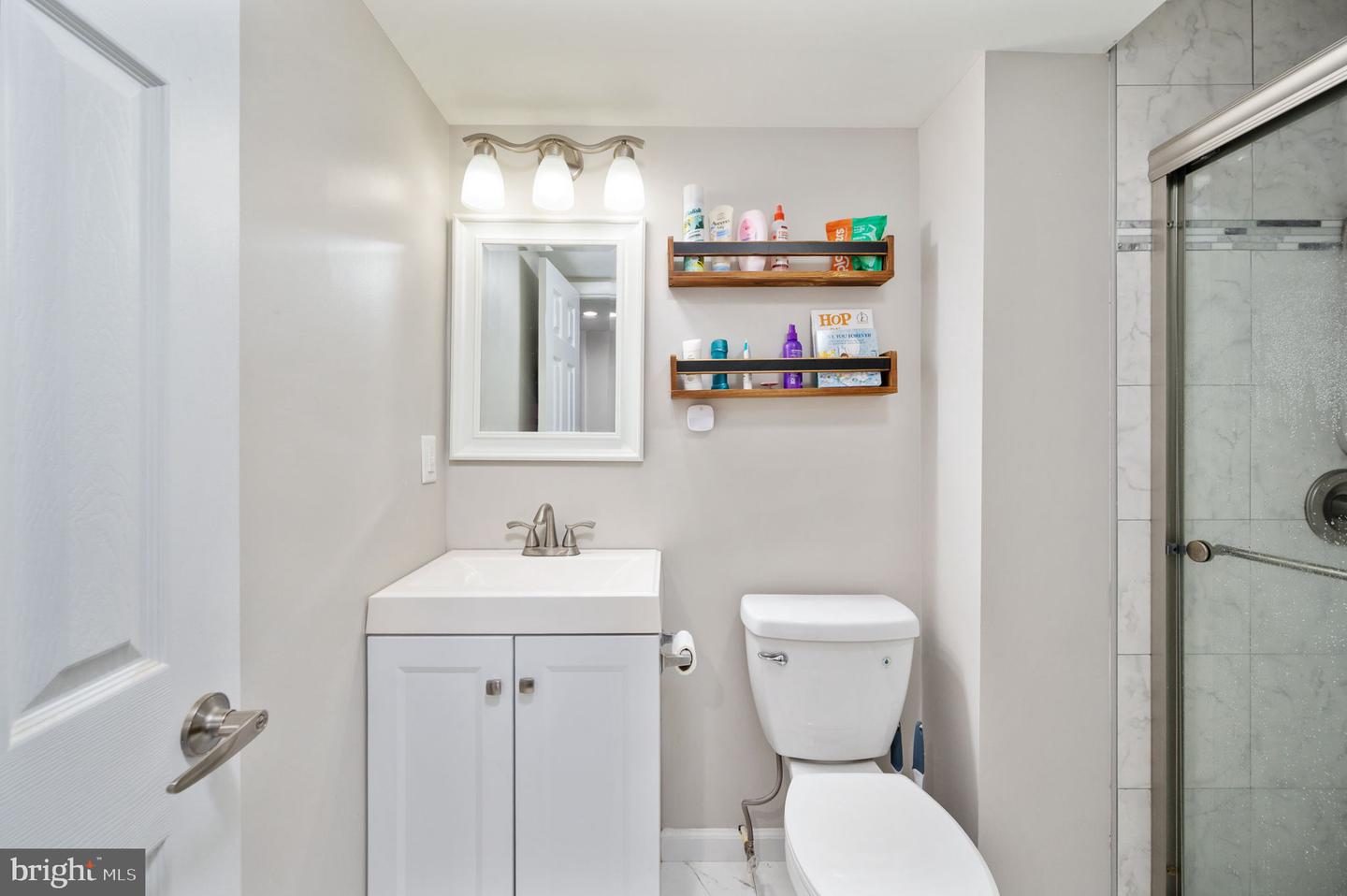 13713 MAYFAIR CT, WOODBRIDGE, Virginia 22193, 3 Bedrooms Bedrooms, ,2 BathroomsBathrooms,Residential,For sale,13713 MAYFAIR CT,VAPW2095202 MLS # VAPW2095202