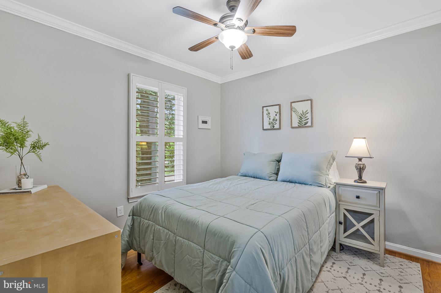 9825 VALE RD, VIENNA, Virginia 22181, 4 Bedrooms Bedrooms, ,3 BathroomsBathrooms,Residential,For sale,9825 VALE RD,VAFX2242308 MLS # VAFX2242308