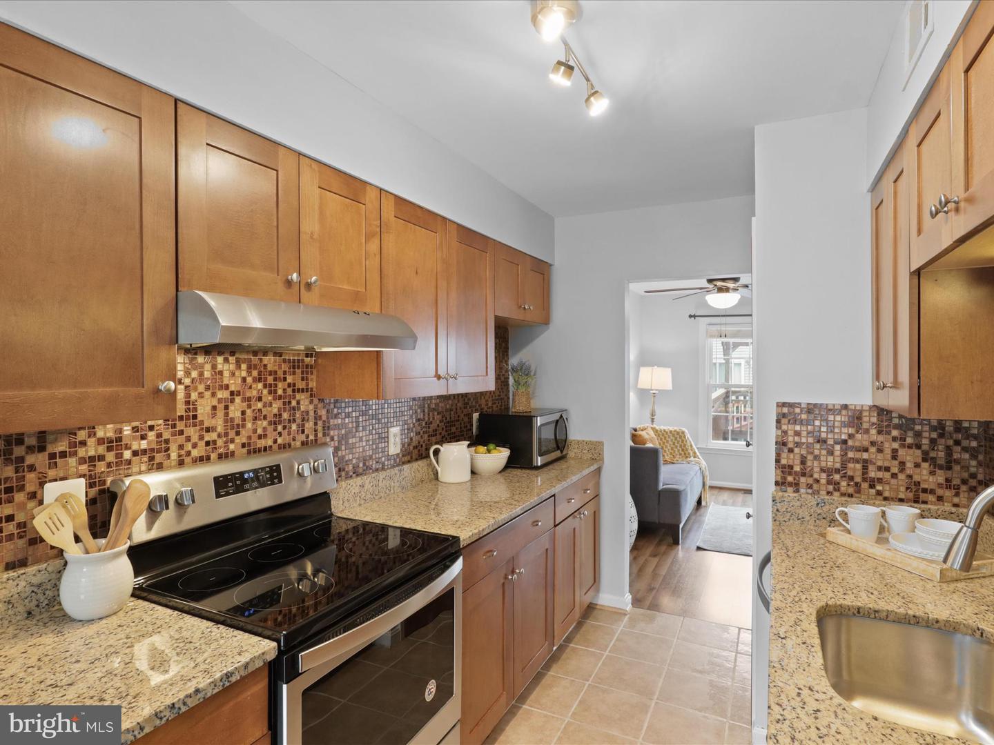 4509 CANARY CT, WOODBRIDGE, Virginia 22193, 2 Bedrooms Bedrooms, ,2 BathroomsBathrooms,Residential,For sale,4509 CANARY CT,VAPW2095342 MLS # VAPW2095342