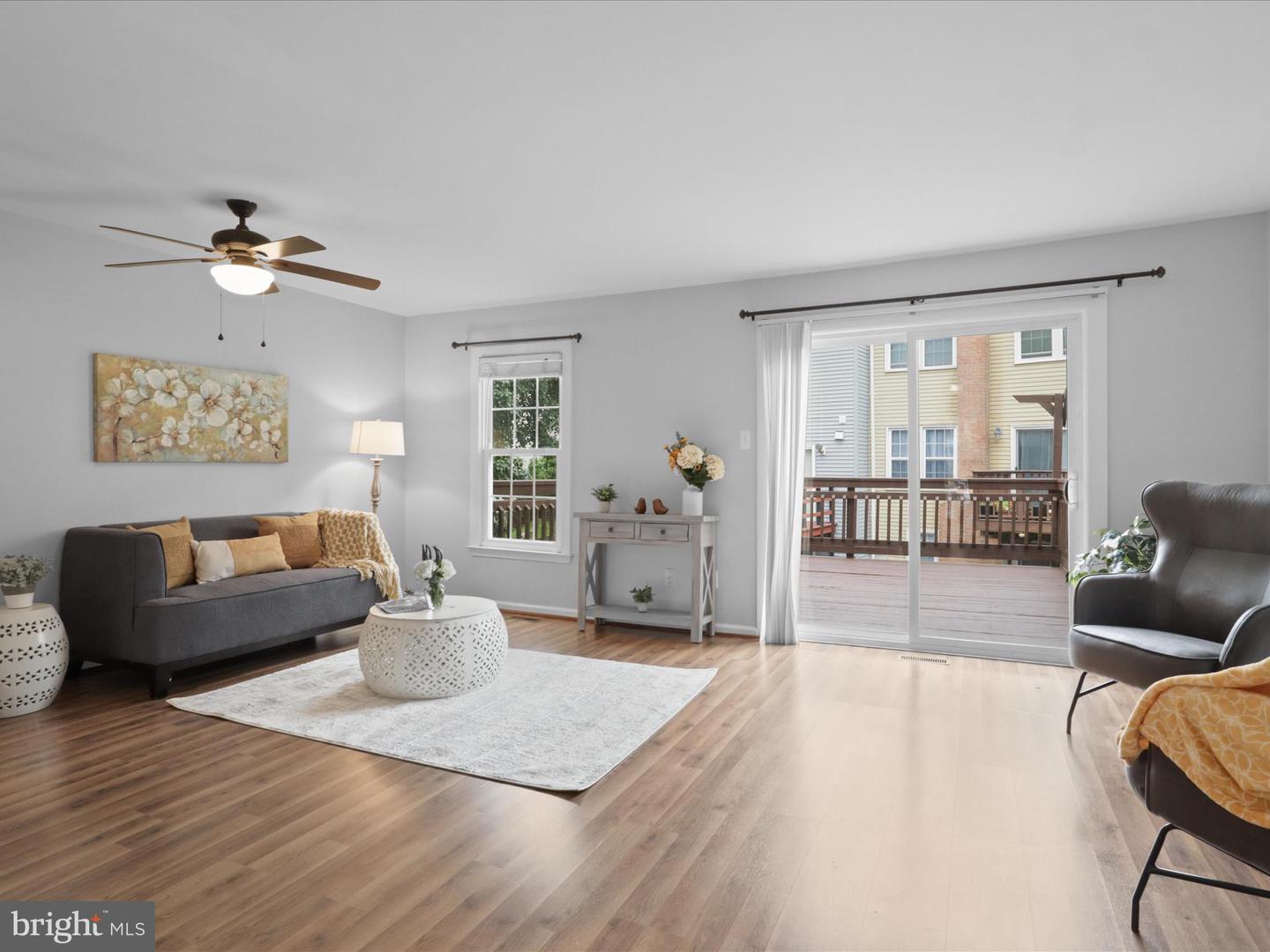 4509 CANARY CT, WOODBRIDGE, Virginia 22193, 2 Bedrooms Bedrooms, ,2 BathroomsBathrooms,Residential,For sale,4509 CANARY CT,VAPW2095342 MLS # VAPW2095342