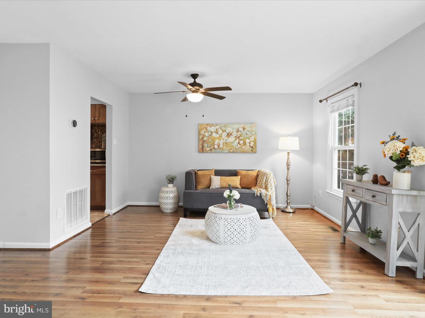 4509 CANARY CT, WOODBRIDGE, Virginia 22193, 2 Bedrooms Bedrooms, ,2 BathroomsBathrooms,Residential,For sale,4509 CANARY CT,VAPW2095342 MLS # VAPW2095342