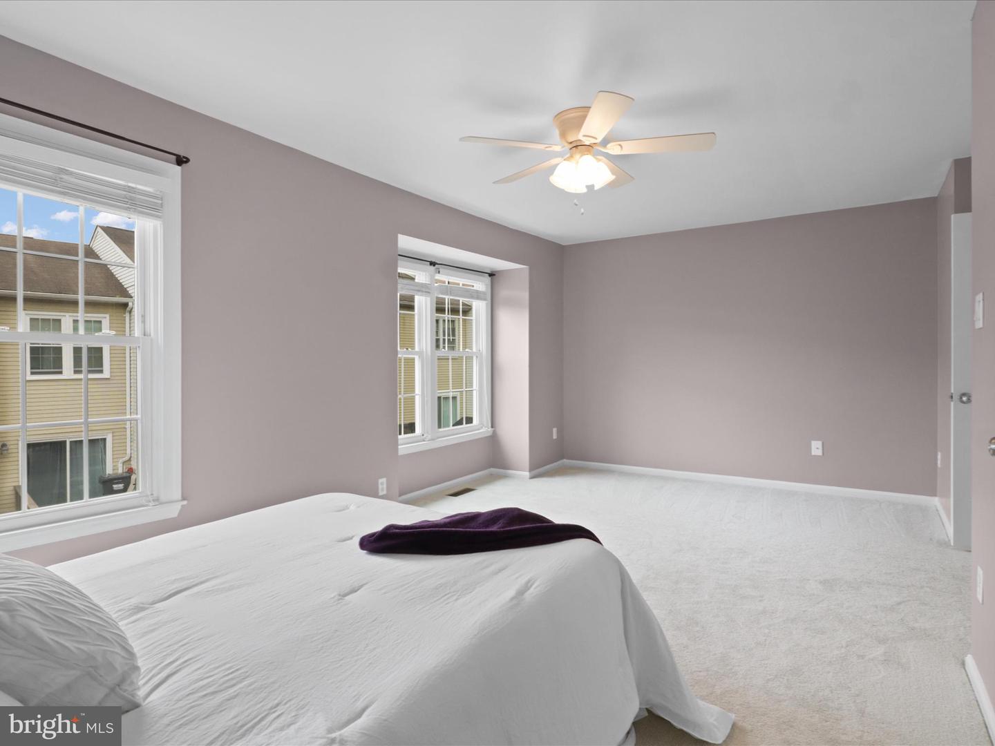 4509 CANARY CT, WOODBRIDGE, Virginia 22193, 2 Bedrooms Bedrooms, ,2 BathroomsBathrooms,Residential,For sale,4509 CANARY CT,VAPW2095342 MLS # VAPW2095342