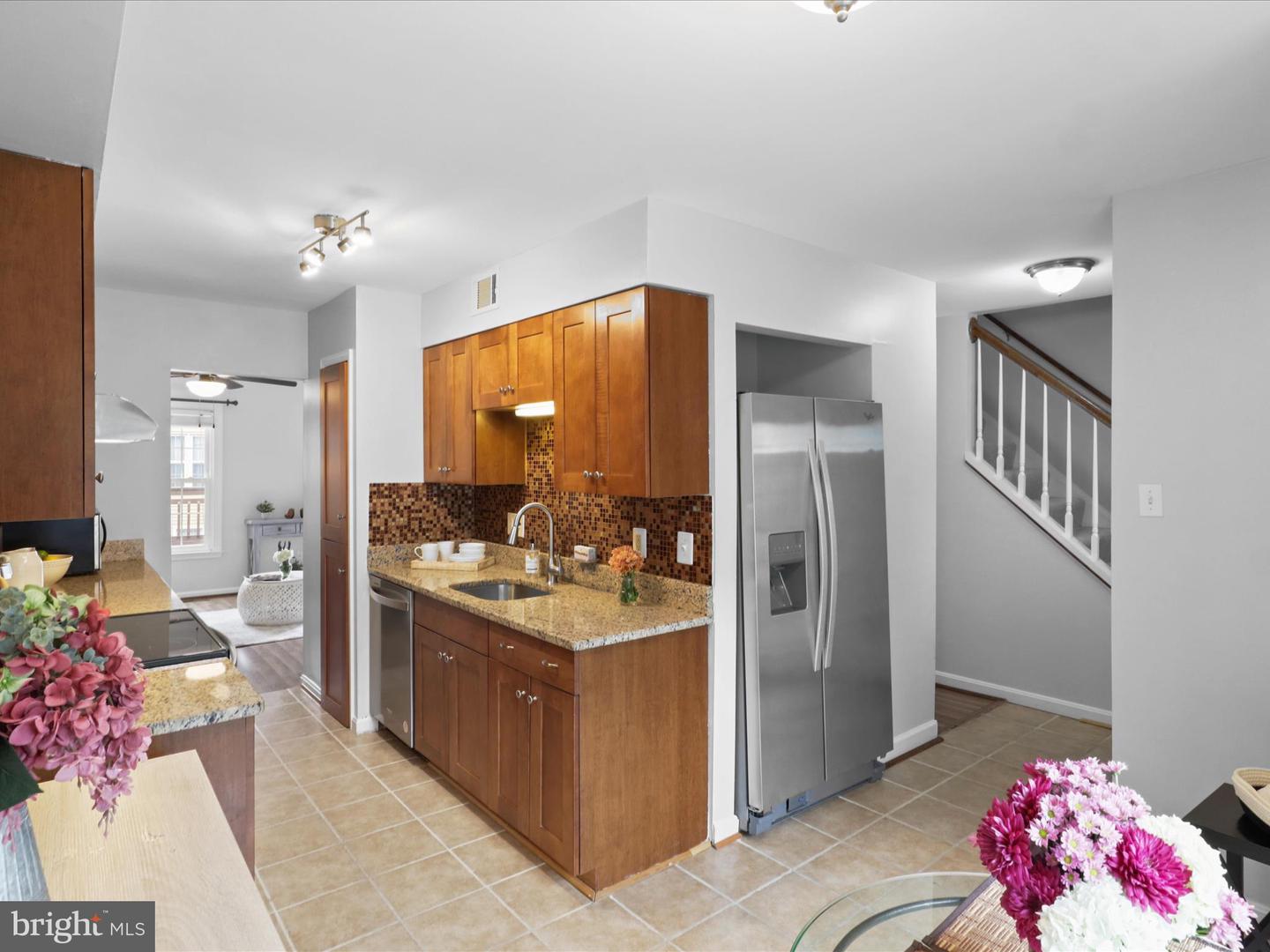 4509 CANARY CT, WOODBRIDGE, Virginia 22193, 2 Bedrooms Bedrooms, ,2 BathroomsBathrooms,Residential,For sale,4509 CANARY CT,VAPW2095342 MLS # VAPW2095342