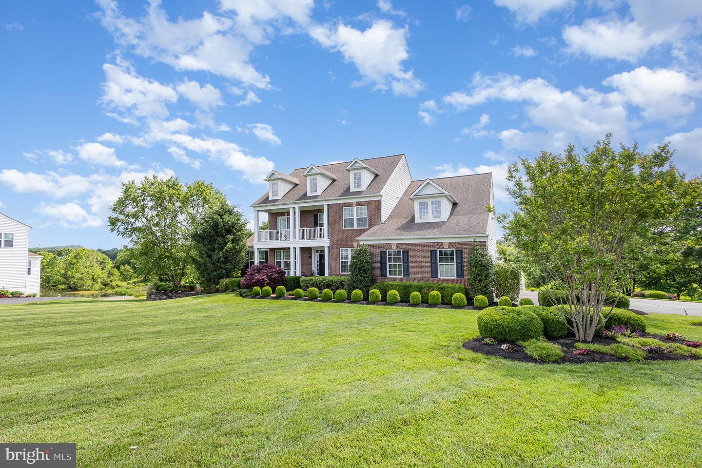 23044 CREIGHTON FARMS DR, LEESBURG, Virginia 20175, 6 Bedrooms Bedrooms, ,5 BathroomsBathrooms,Residential,For sale,23044 CREIGHTON FARMS DR,VALO2097632 MLS # VALO2097632