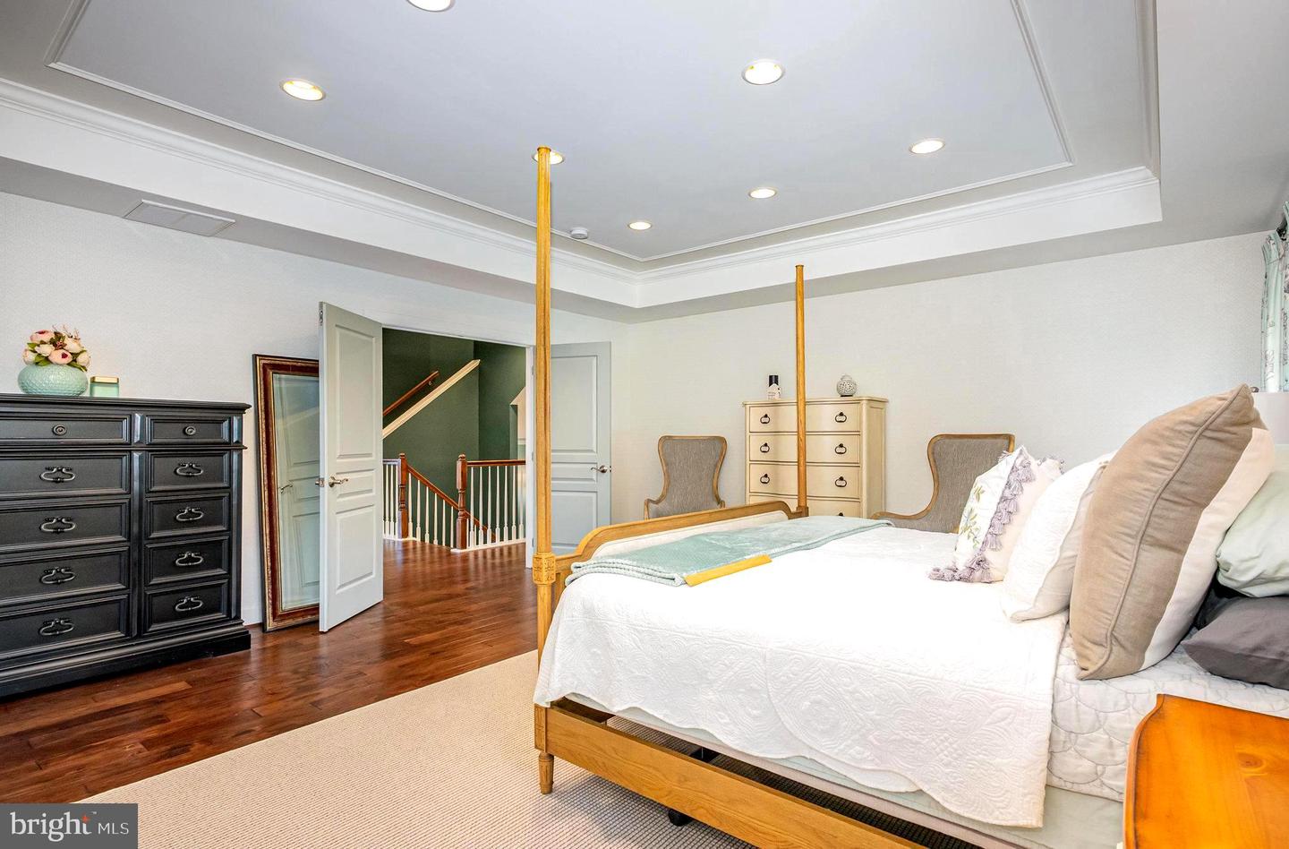 23044 CREIGHTON FARMS DR, LEESBURG, Virginia 20175, 6 Bedrooms Bedrooms, ,5 BathroomsBathrooms,Residential,For sale,23044 CREIGHTON FARMS DR,VALO2097632 MLS # VALO2097632