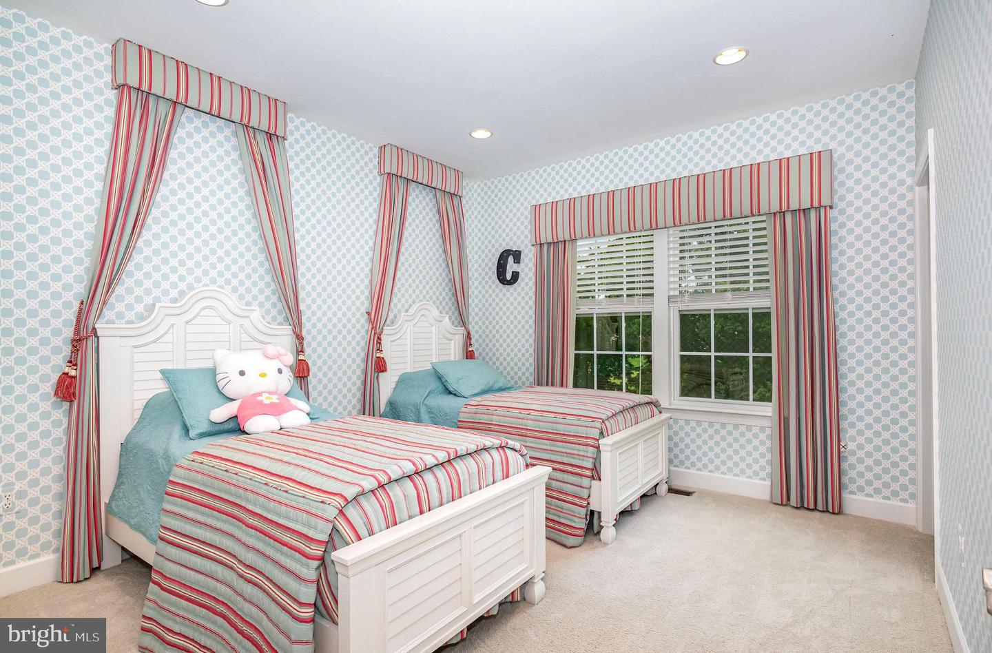 23044 CREIGHTON FARMS DR, LEESBURG, Virginia 20175, 6 Bedrooms Bedrooms, ,5 BathroomsBathrooms,Residential,For sale,23044 CREIGHTON FARMS DR,VALO2097632 MLS # VALO2097632