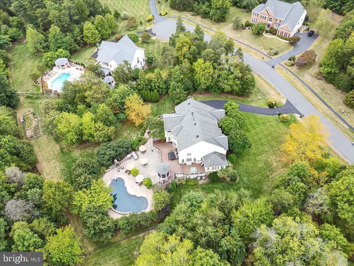 27422 BRIDLE PL, CHANTILLY, Virginia 20152, 6 Bedrooms Bedrooms, ,6 BathroomsBathrooms,Residential,For sale,27422 BRIDLE PL,VALO2097646 MLS # VALO2097646