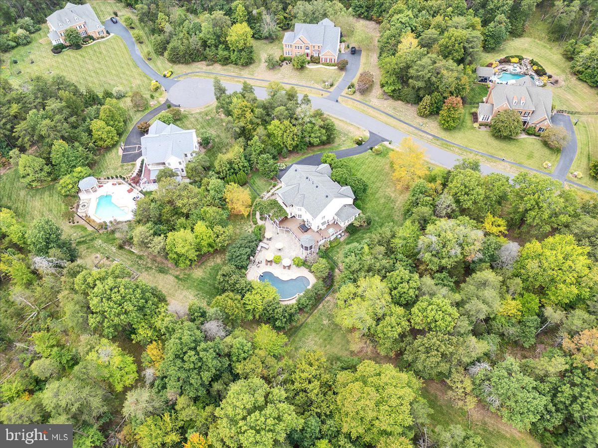 27422 BRIDLE PL, CHANTILLY, Virginia 20152, 6 Bedrooms Bedrooms, ,6 BathroomsBathrooms,Residential,For sale,27422 BRIDLE PL,VALO2097646 MLS # VALO2097646