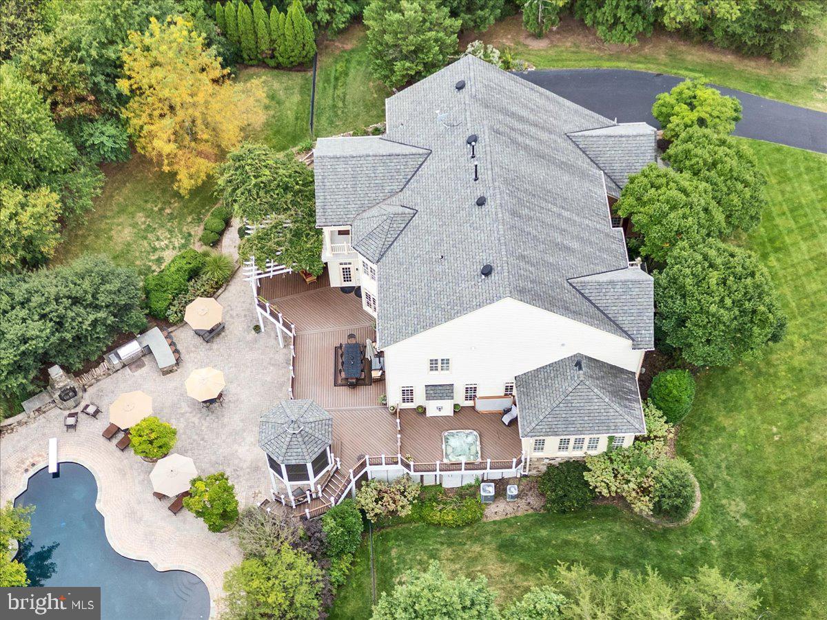 27422 BRIDLE PL, CHANTILLY, Virginia 20152, 6 Bedrooms Bedrooms, ,6 BathroomsBathrooms,Residential,For sale,27422 BRIDLE PL,VALO2097646 MLS # VALO2097646