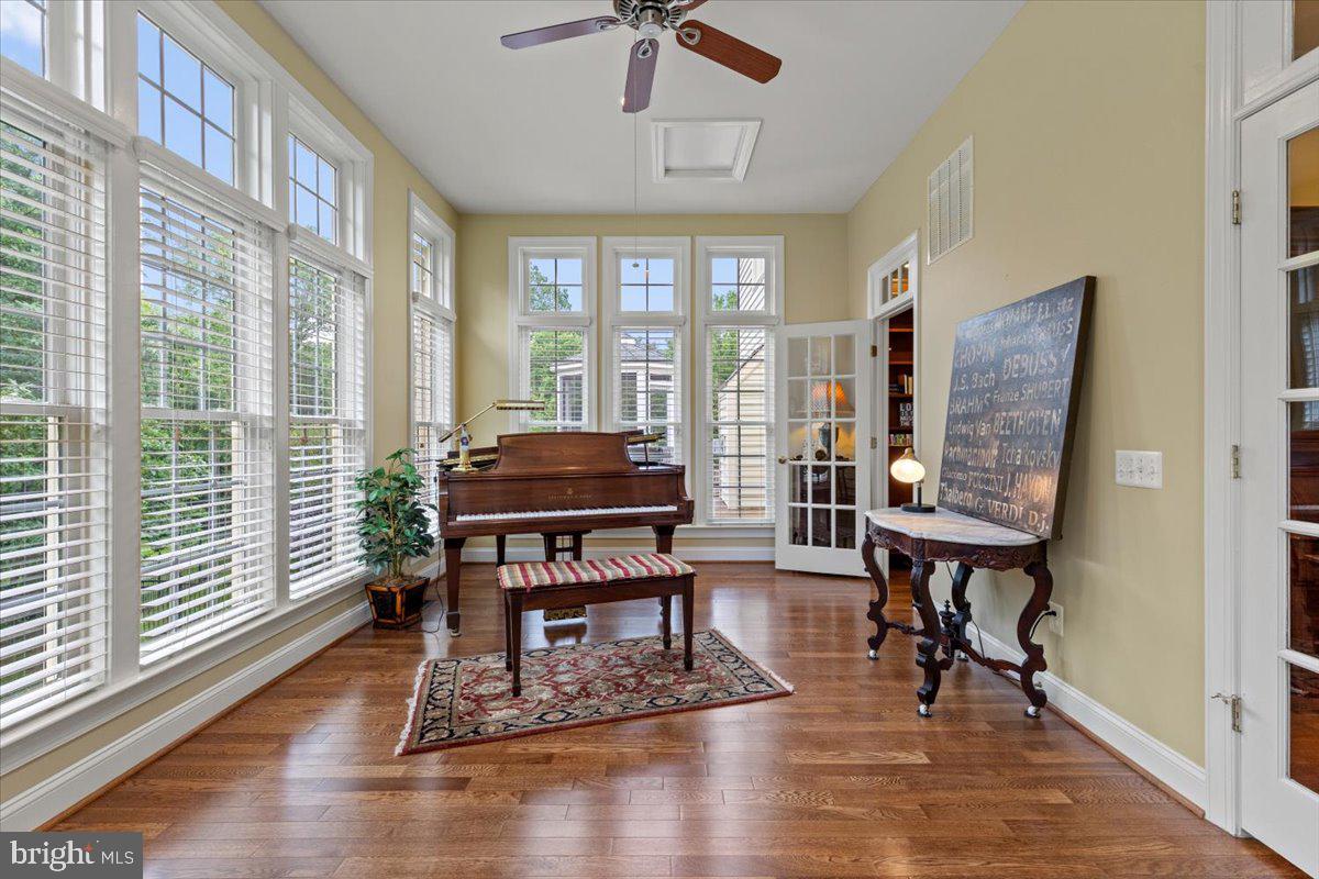 27422 BRIDLE PL, CHANTILLY, Virginia 20152, 6 Bedrooms Bedrooms, ,6 BathroomsBathrooms,Residential,For sale,27422 BRIDLE PL,VALO2097646 MLS # VALO2097646