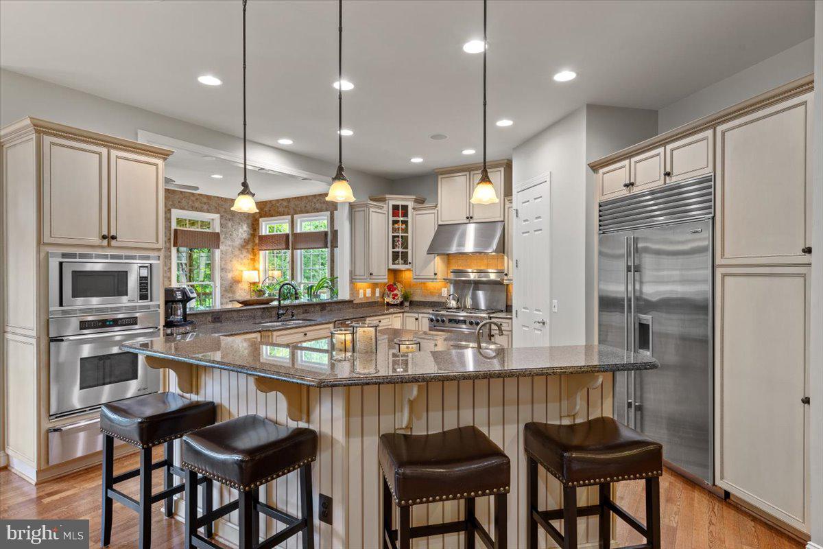 27422 BRIDLE PL, CHANTILLY, Virginia 20152, 6 Bedrooms Bedrooms, ,6 BathroomsBathrooms,Residential,For sale,27422 BRIDLE PL,VALO2097646 MLS # VALO2097646