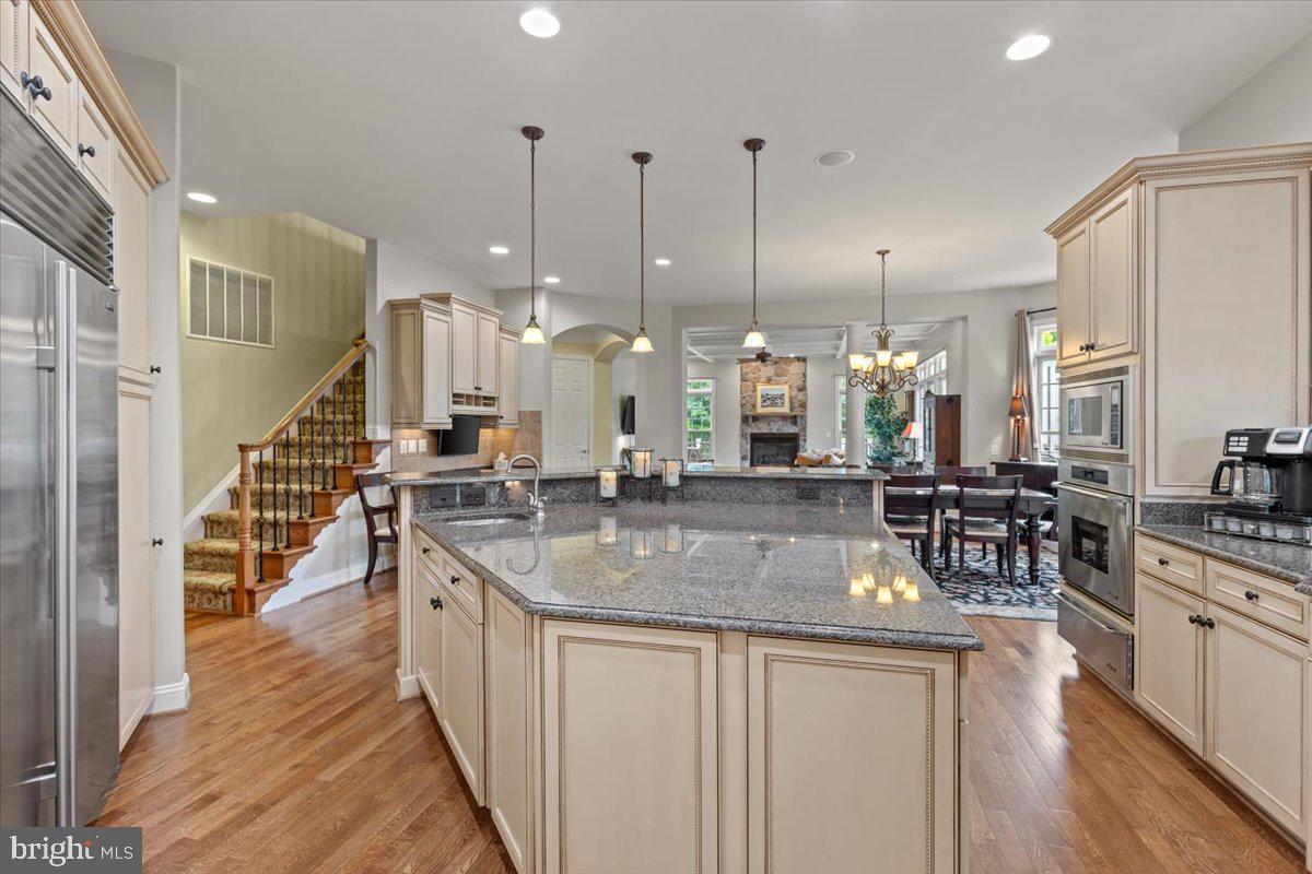 27422 BRIDLE PL, CHANTILLY, Virginia 20152, 6 Bedrooms Bedrooms, ,6 BathroomsBathrooms,Residential,For sale,27422 BRIDLE PL,VALO2097646 MLS # VALO2097646