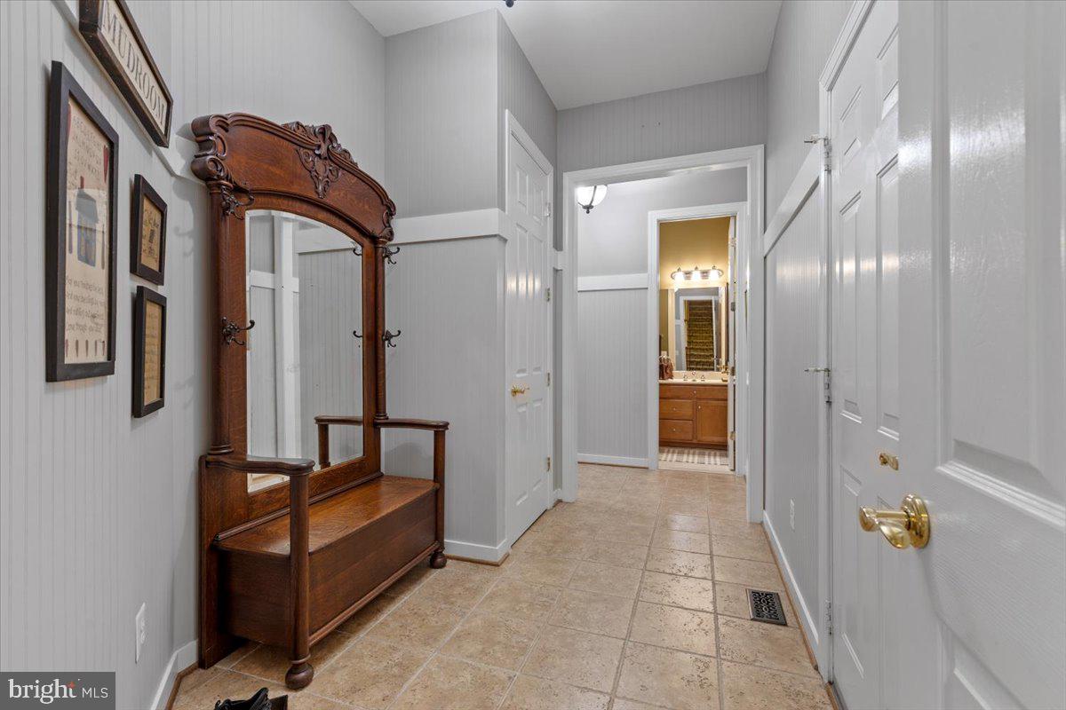 27422 BRIDLE PL, CHANTILLY, Virginia 20152, 6 Bedrooms Bedrooms, ,6 BathroomsBathrooms,Residential,For sale,27422 BRIDLE PL,VALO2097646 MLS # VALO2097646