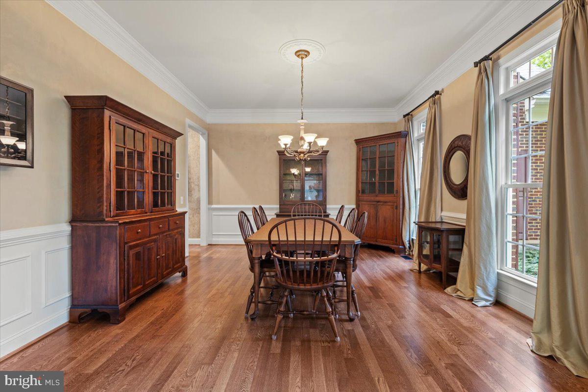 27422 BRIDLE PL, CHANTILLY, Virginia 20152, 6 Bedrooms Bedrooms, ,6 BathroomsBathrooms,Residential,For sale,27422 BRIDLE PL,VALO2097646 MLS # VALO2097646