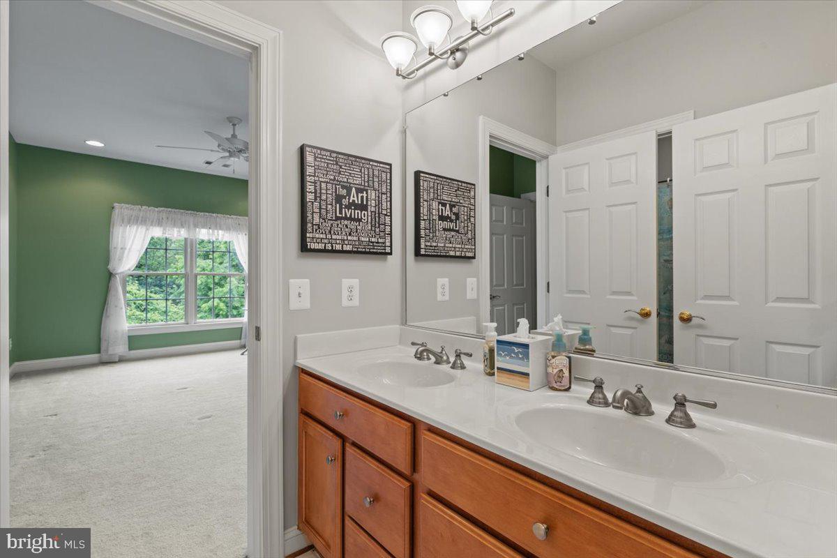 27422 BRIDLE PL, CHANTILLY, Virginia 20152, 6 Bedrooms Bedrooms, ,6 BathroomsBathrooms,Residential,For sale,27422 BRIDLE PL,VALO2097646 MLS # VALO2097646