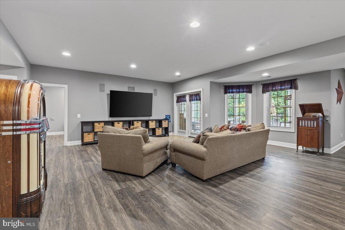 27422 BRIDLE PL, CHANTILLY, Virginia 20152, 6 Bedrooms Bedrooms, ,6 BathroomsBathrooms,Residential,For sale,27422 BRIDLE PL,VALO2097646 MLS # VALO2097646