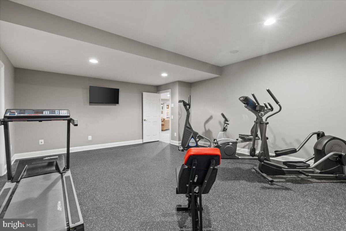 27422 BRIDLE PL, CHANTILLY, Virginia 20152, 6 Bedrooms Bedrooms, ,6 BathroomsBathrooms,Residential,For sale,27422 BRIDLE PL,VALO2097646 MLS # VALO2097646