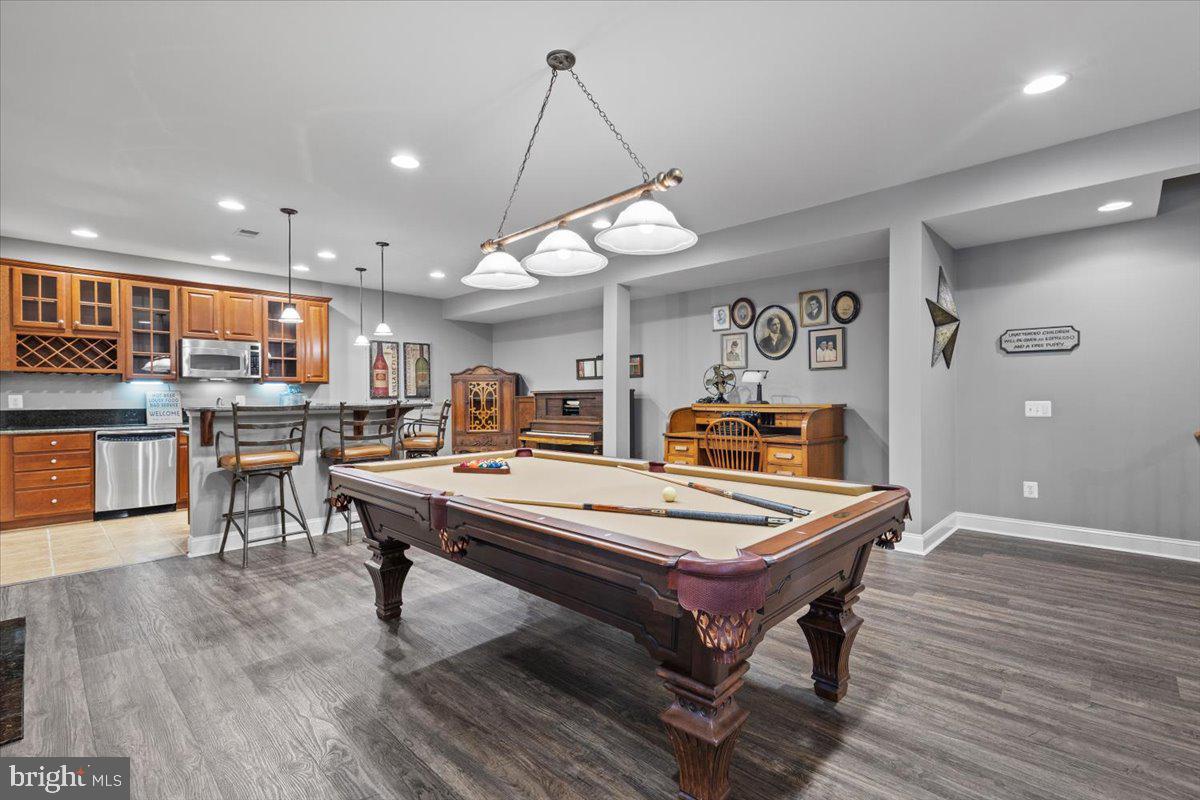 27422 BRIDLE PL, CHANTILLY, Virginia 20152, 6 Bedrooms Bedrooms, ,6 BathroomsBathrooms,Residential,For sale,27422 BRIDLE PL,VALO2097646 MLS # VALO2097646