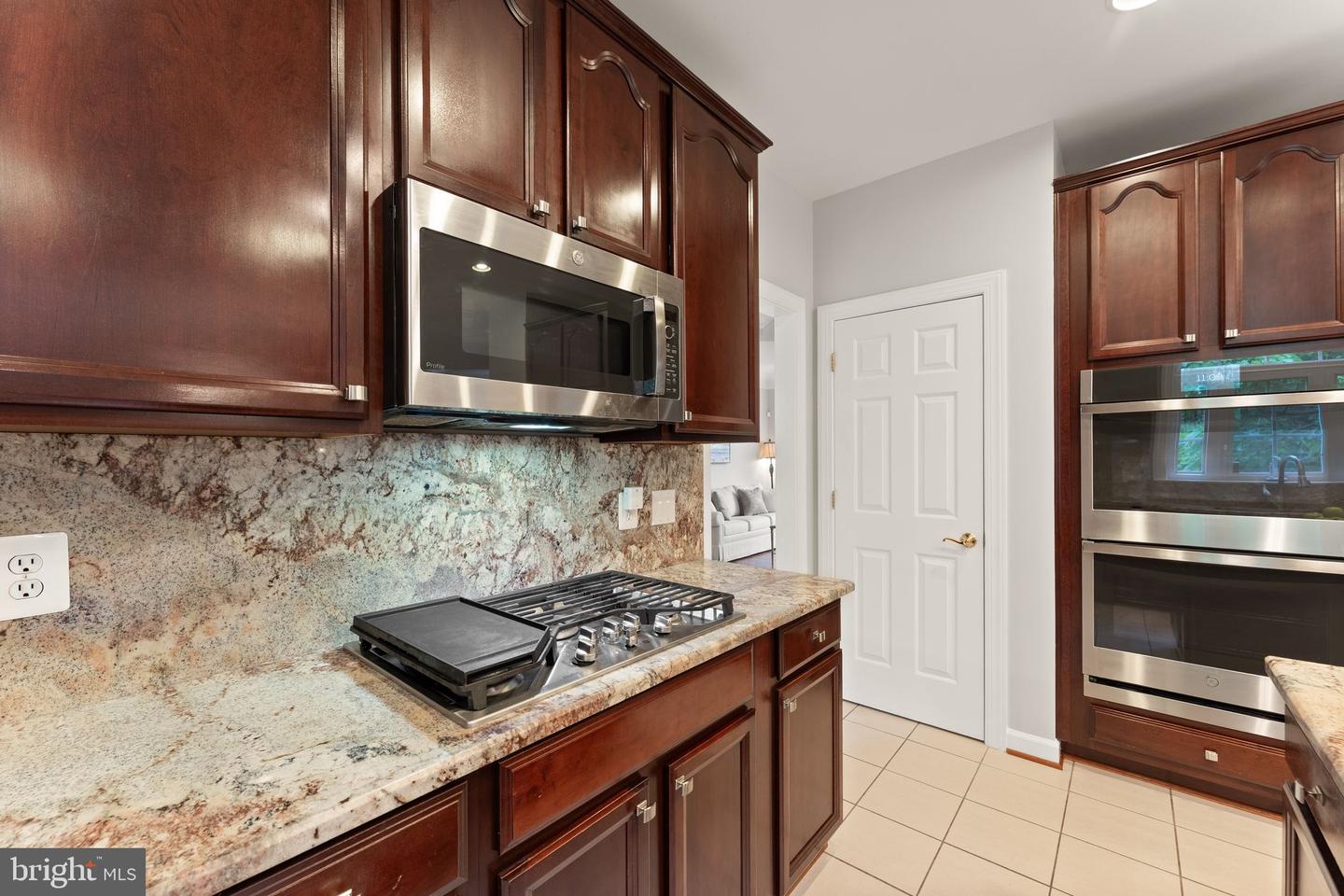 1814 WOODS EDGE DR NE, LEESBURG, Virginia 20176, 4 Bedrooms Bedrooms, ,2 BathroomsBathrooms,Residential,For sale,1814 WOODS EDGE DR NE,VALO2097766 MLS # VALO2097766