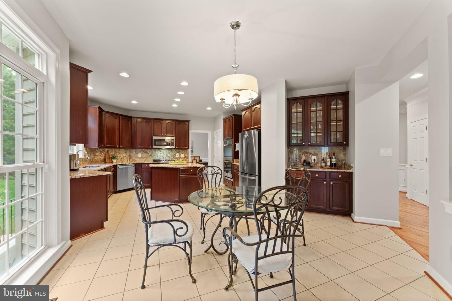 1814 WOODS EDGE DR NE, LEESBURG, Virginia 20176, 4 Bedrooms Bedrooms, ,2 BathroomsBathrooms,Residential,For sale,1814 WOODS EDGE DR NE,VALO2097766 MLS # VALO2097766