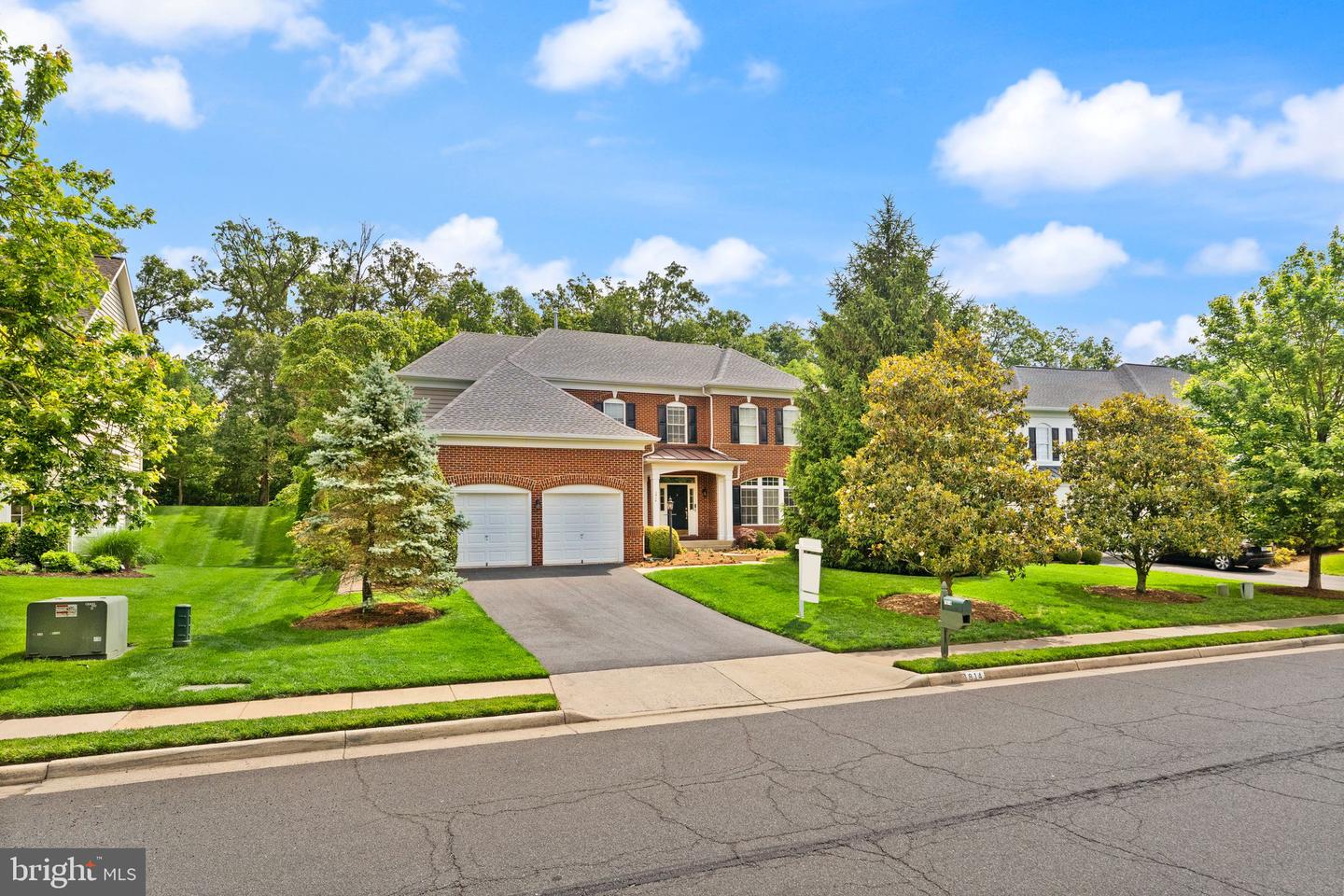 1814 WOODS EDGE DR NE, LEESBURG, Virginia 20176, 4 Bedrooms Bedrooms, ,2 BathroomsBathrooms,Residential,For sale,1814 WOODS EDGE DR NE,VALO2097766 MLS # VALO2097766