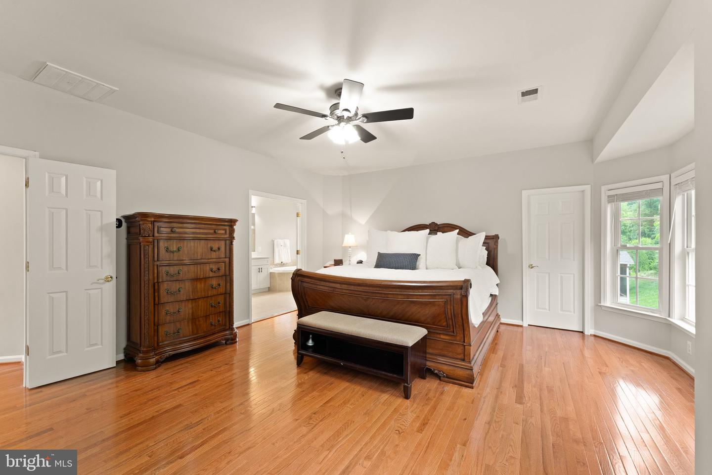 1814 WOODS EDGE DR NE, LEESBURG, Virginia 20176, 4 Bedrooms Bedrooms, ,2 BathroomsBathrooms,Residential,For sale,1814 WOODS EDGE DR NE,VALO2097766 MLS # VALO2097766
