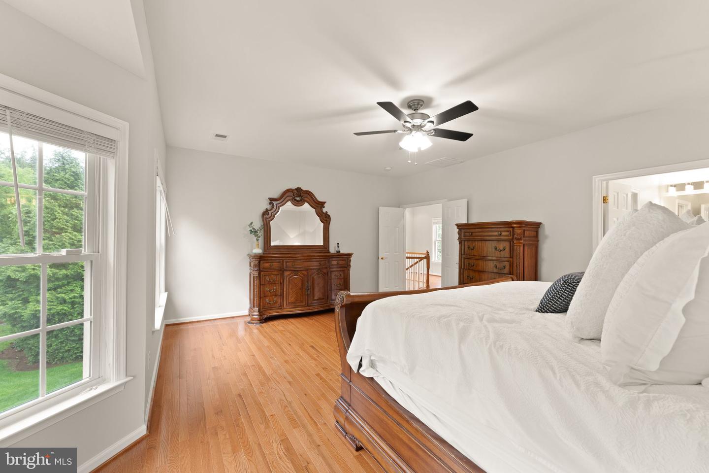 1814 WOODS EDGE DR NE, LEESBURG, Virginia 20176, 4 Bedrooms Bedrooms, ,2 BathroomsBathrooms,Residential,For sale,1814 WOODS EDGE DR NE,VALO2097766 MLS # VALO2097766