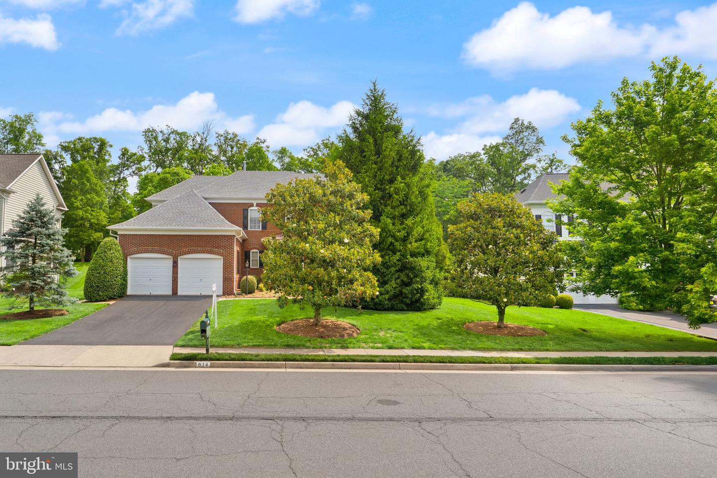 1814 WOODS EDGE DR NE, LEESBURG, Virginia 20176, 4 Bedrooms Bedrooms, ,2 BathroomsBathrooms,Residential,For sale,1814 WOODS EDGE DR NE,VALO2097766 MLS # VALO2097766