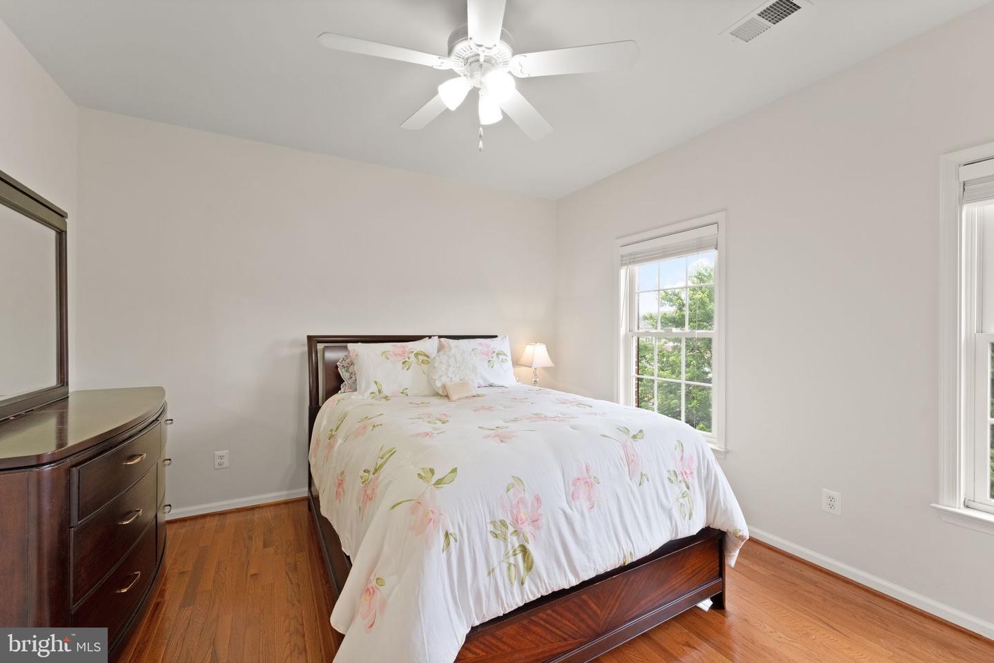 1814 WOODS EDGE DR NE, LEESBURG, Virginia 20176, 4 Bedrooms Bedrooms, ,2 BathroomsBathrooms,Residential,For sale,1814 WOODS EDGE DR NE,VALO2097766 MLS # VALO2097766