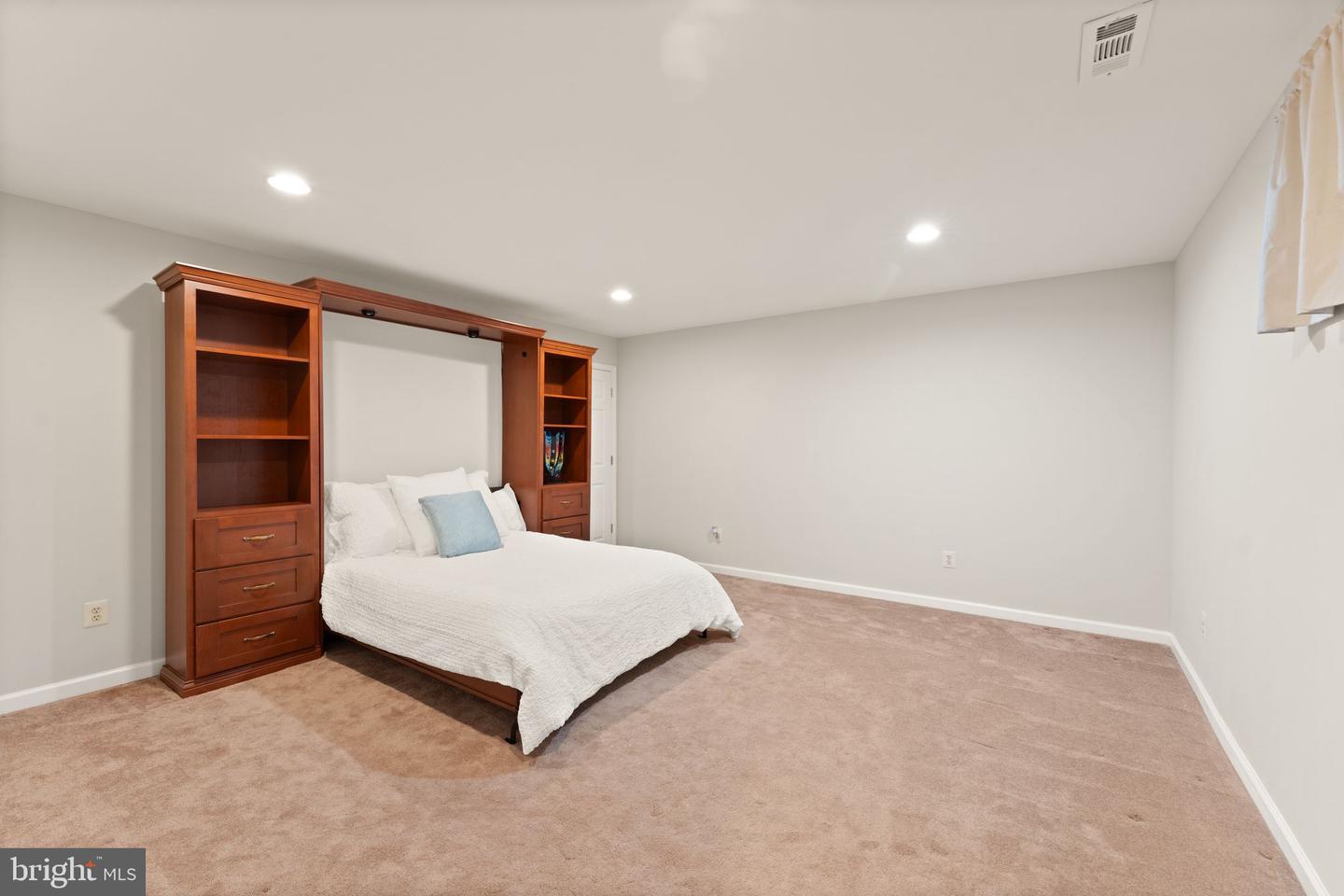 1814 WOODS EDGE DR NE, LEESBURG, Virginia 20176, 4 Bedrooms Bedrooms, ,2 BathroomsBathrooms,Residential,For sale,1814 WOODS EDGE DR NE,VALO2097766 MLS # VALO2097766