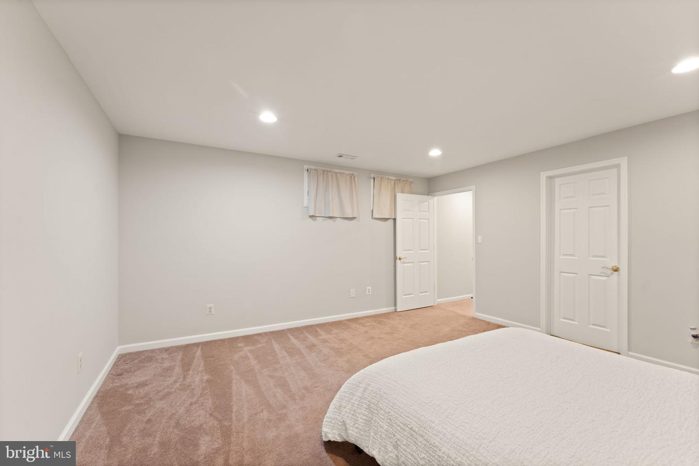 1814 WOODS EDGE DR NE, LEESBURG, Virginia 20176, 4 Bedrooms Bedrooms, ,2 BathroomsBathrooms,Residential,For sale,1814 WOODS EDGE DR NE,VALO2097766 MLS # VALO2097766