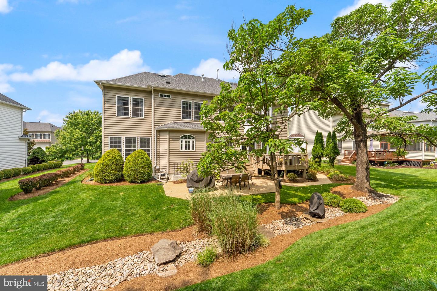 1814 WOODS EDGE DR NE, LEESBURG, Virginia 20176, 4 Bedrooms Bedrooms, ,2 BathroomsBathrooms,Residential,For sale,1814 WOODS EDGE DR NE,VALO2097766 MLS # VALO2097766