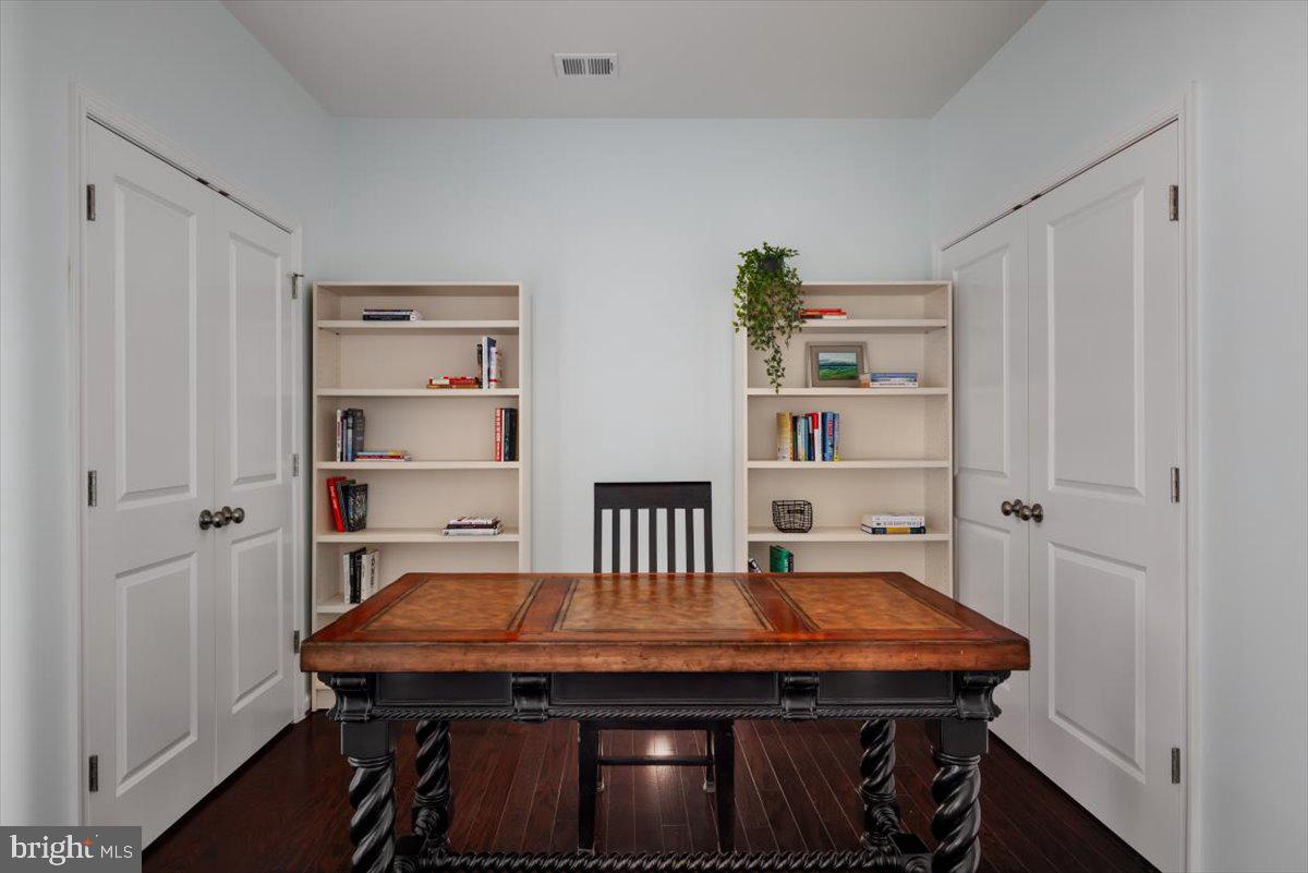 1318 RIBBON LIMESTONE TER SE, LEESBURG, Virginia 20175, 3 Bedrooms Bedrooms, ,2 BathroomsBathrooms,Residential,For sale,1318 RIBBON LIMESTONE TER SE,VALO2097776 MLS # VALO2097776