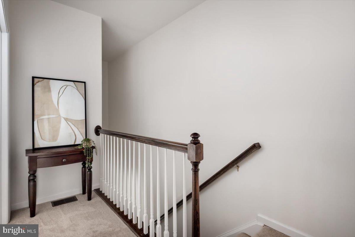 1318 RIBBON LIMESTONE TER SE, LEESBURG, Virginia 20175, 3 Bedrooms Bedrooms, ,2 BathroomsBathrooms,Residential,For sale,1318 RIBBON LIMESTONE TER SE,VALO2097776 MLS # VALO2097776