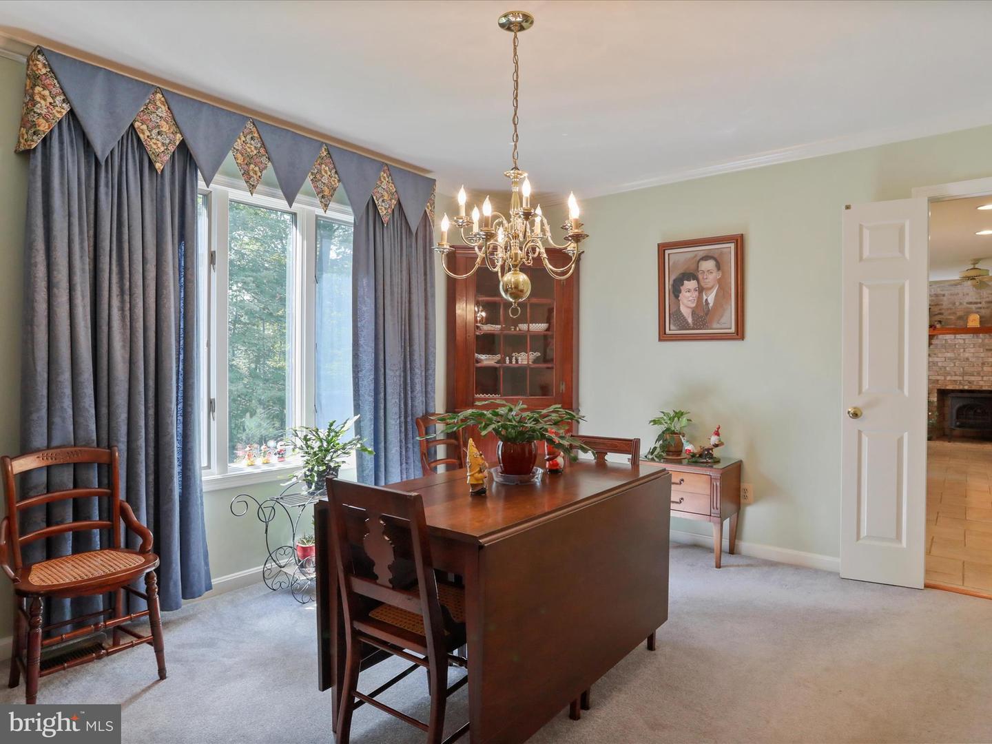 9387 COVENANT HILL LN, MARSHALL, Virginia 20115, 4 Bedrooms Bedrooms, ,3 BathroomsBathrooms,Residential,For sale,9387 COVENANT HILL LN,VAFQ2016784 MLS # VAFQ2016784