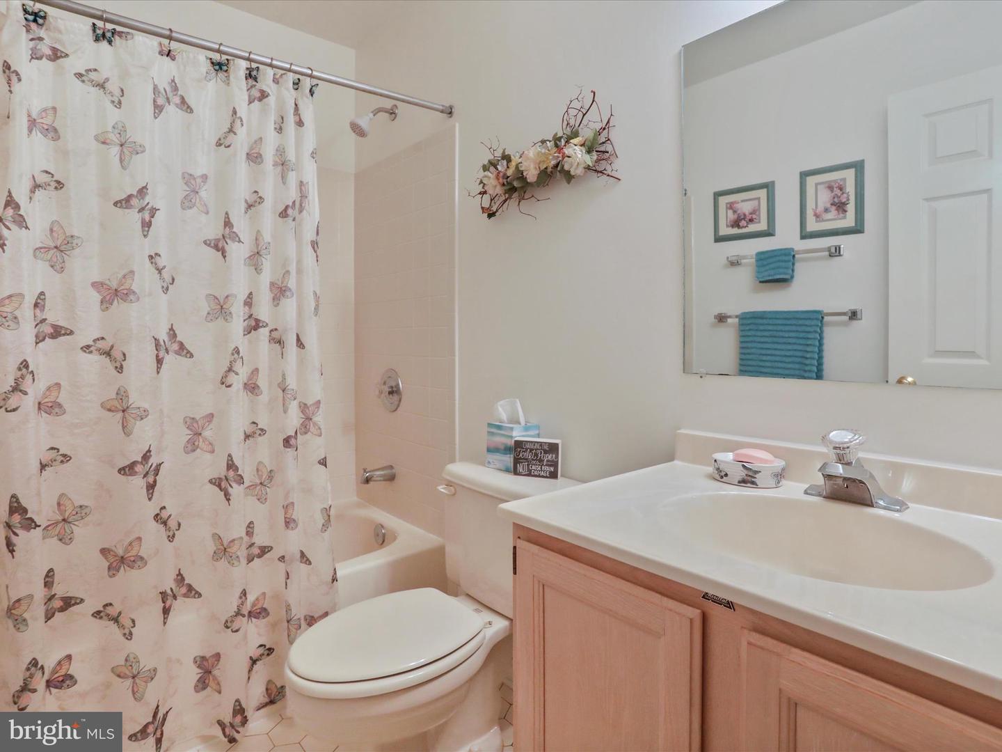 9387 COVENANT HILL LN, MARSHALL, Virginia 20115, 4 Bedrooms Bedrooms, ,3 BathroomsBathrooms,Residential,For sale,9387 COVENANT HILL LN,VAFQ2016784 MLS # VAFQ2016784