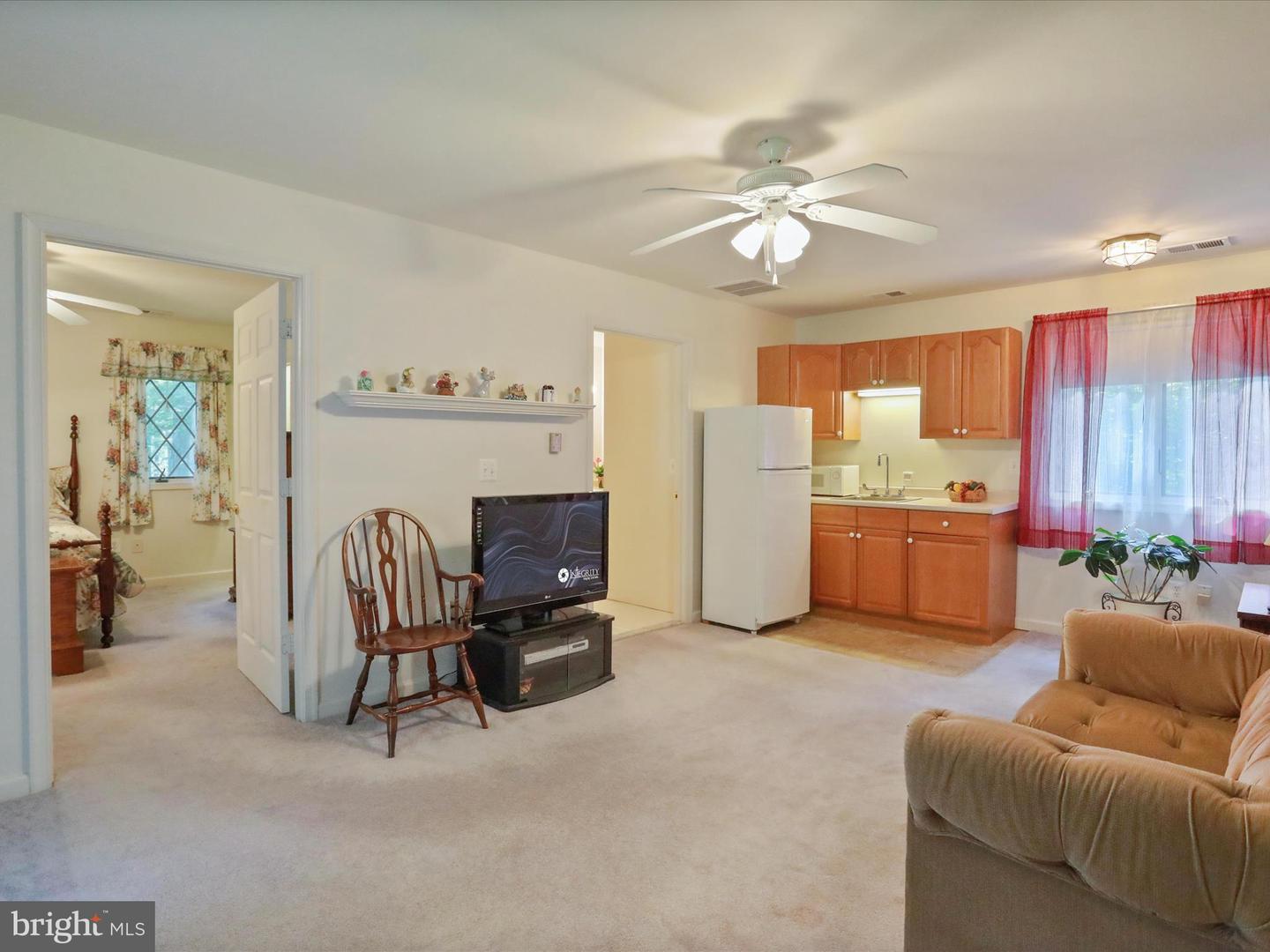 9387 COVENANT HILL LN, MARSHALL, Virginia 20115, 4 Bedrooms Bedrooms, ,3 BathroomsBathrooms,Residential,For sale,9387 COVENANT HILL LN,VAFQ2016784 MLS # VAFQ2016784