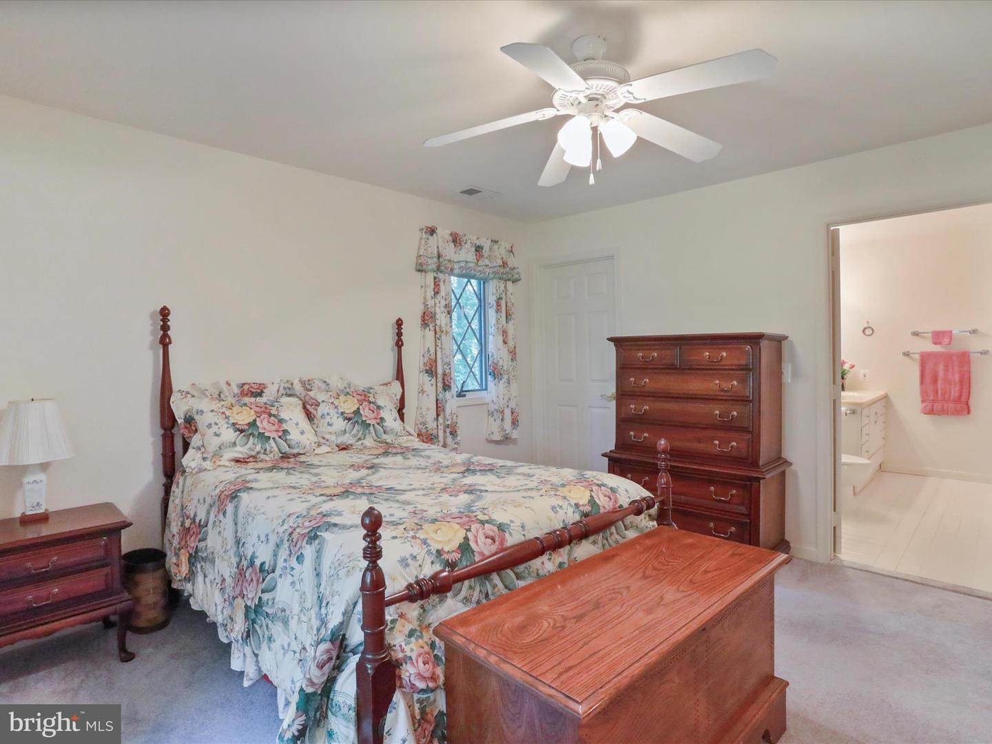9387 COVENANT HILL LN, MARSHALL, Virginia 20115, 4 Bedrooms Bedrooms, ,3 BathroomsBathrooms,Residential,For sale,9387 COVENANT HILL LN,VAFQ2016784 MLS # VAFQ2016784