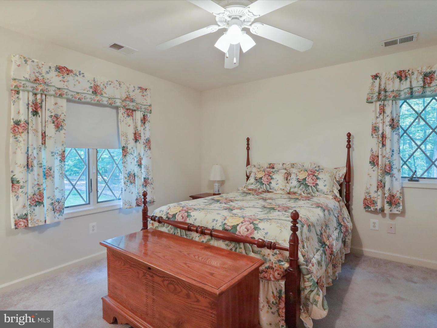9387 COVENANT HILL LN, MARSHALL, Virginia 20115, 4 Bedrooms Bedrooms, ,3 BathroomsBathrooms,Residential,For sale,9387 COVENANT HILL LN,VAFQ2016784 MLS # VAFQ2016784