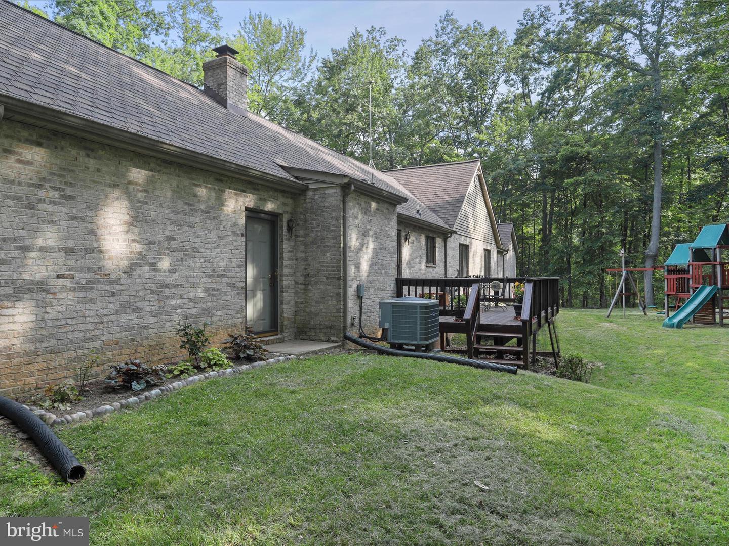 9387 COVENANT HILL LN, MARSHALL, Virginia 20115, 4 Bedrooms Bedrooms, ,3 BathroomsBathrooms,Residential,For sale,9387 COVENANT HILL LN,VAFQ2016784 MLS # VAFQ2016784
