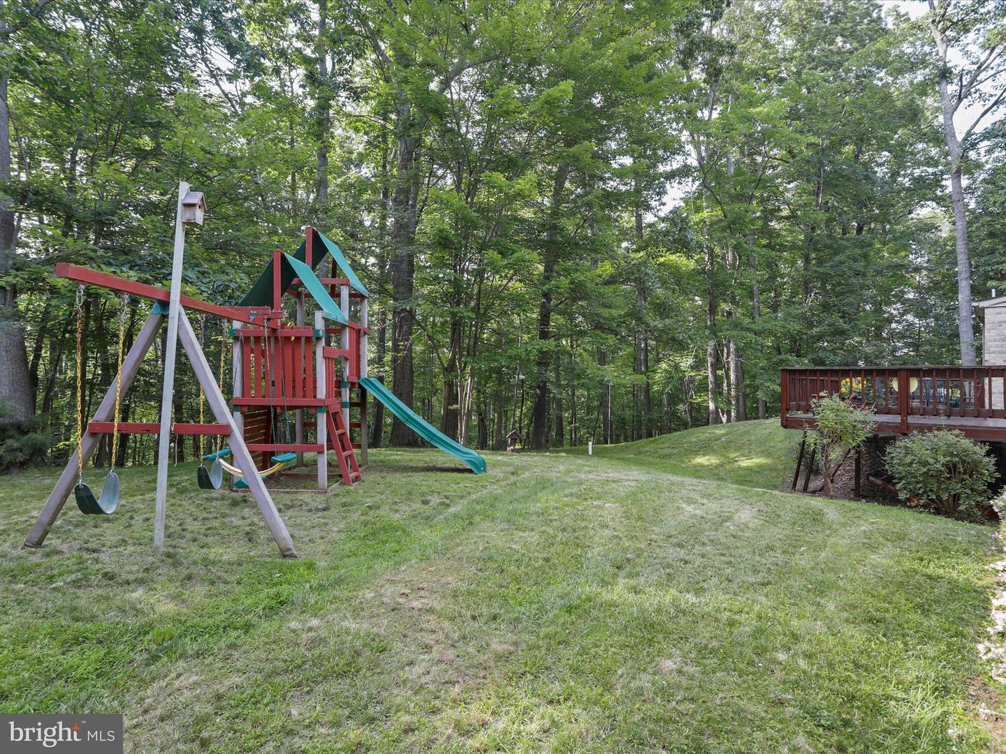 9387 COVENANT HILL LN, MARSHALL, Virginia 20115, 4 Bedrooms Bedrooms, ,3 BathroomsBathrooms,Residential,For sale,9387 COVENANT HILL LN,VAFQ2016784 MLS # VAFQ2016784