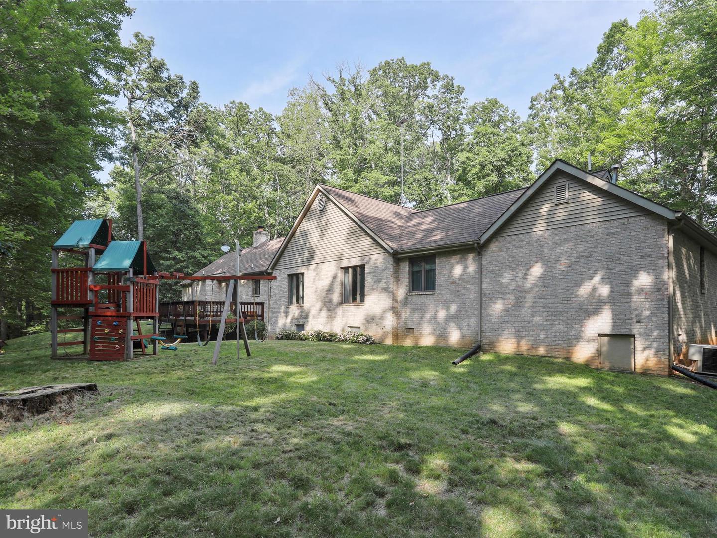 9387 COVENANT HILL LN, MARSHALL, Virginia 20115, 4 Bedrooms Bedrooms, ,3 BathroomsBathrooms,Residential,For sale,9387 COVENANT HILL LN,VAFQ2016784 MLS # VAFQ2016784