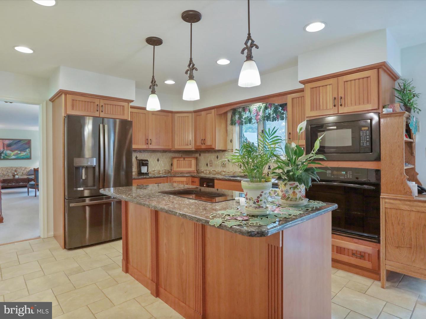 9387 COVENANT HILL LN, MARSHALL, Virginia 20115, 4 Bedrooms Bedrooms, ,3 BathroomsBathrooms,Residential,For sale,9387 COVENANT HILL LN,VAFQ2016784 MLS # VAFQ2016784