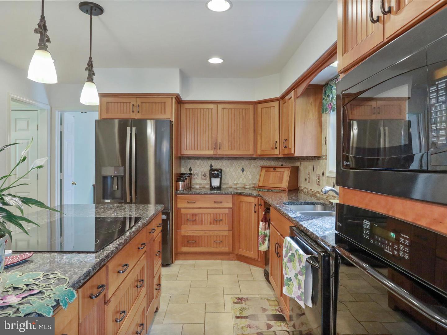 9387 COVENANT HILL LN, MARSHALL, Virginia 20115, 4 Bedrooms Bedrooms, ,3 BathroomsBathrooms,Residential,For sale,9387 COVENANT HILL LN,VAFQ2016784 MLS # VAFQ2016784