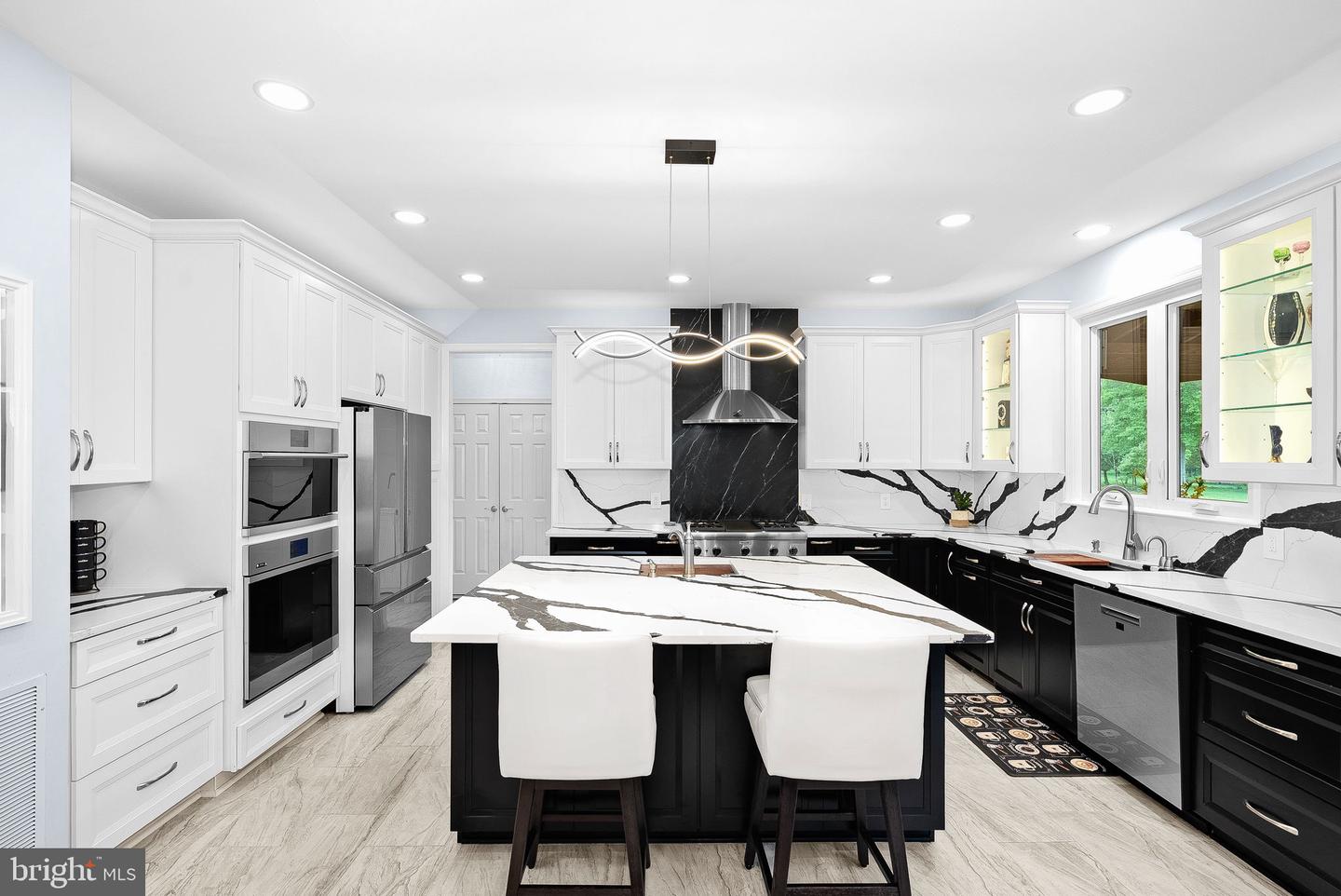 7633 GREAT DOVER ST, GAINESVILLE, Virginia 20155, 5 Bedrooms Bedrooms, ,4 BathroomsBathrooms,Residential,For sale,7633 GREAT DOVER ST,VAPW2095532 MLS # VAPW2095532
